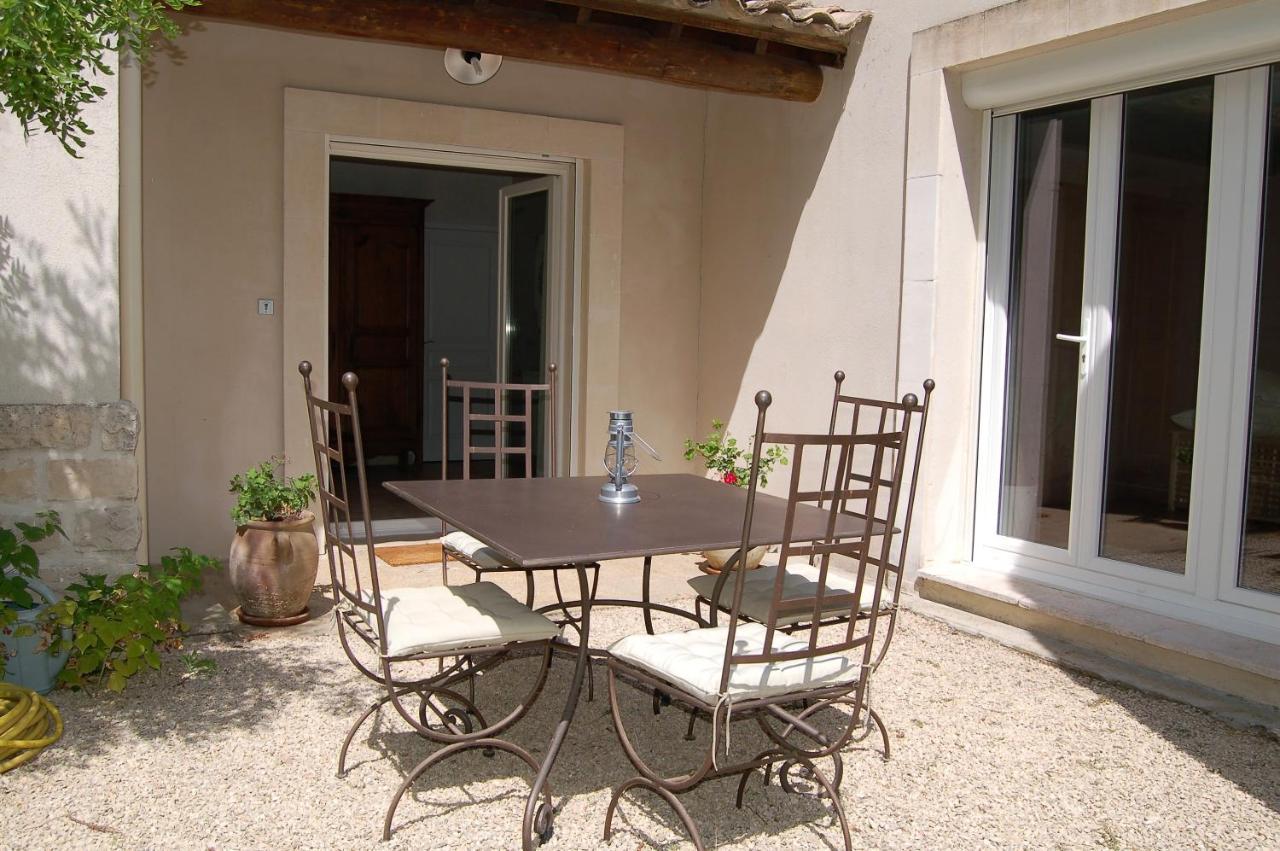 Bed and Breakfast La Goutadou Cabannes Экстерьер фото